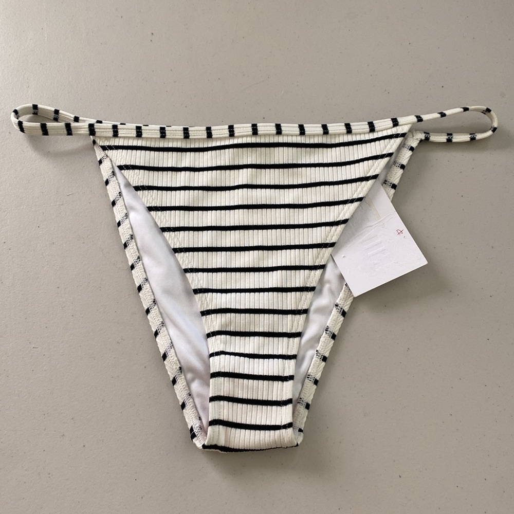 NWT- Twin Stripe Bikini Bottoms